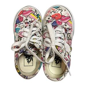 •Vans Authentic Donut Unicorn Skate Shoe
